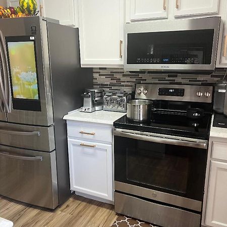 Smart Entire Loft, 3 Bedroom 2 Bath, With 3 Tv Columbia Bagian luar foto