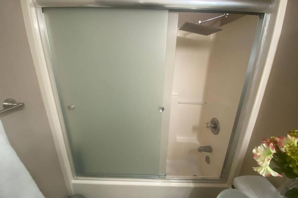 Smart Entire Loft, 3 Bedroom 2 Bath, With 3 Tv Columbia Bagian luar foto