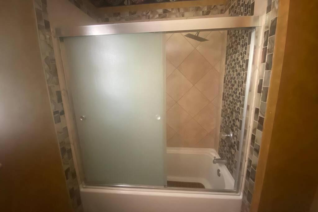 Smart Entire Loft, 3 Bedroom 2 Bath, With 3 Tv Columbia Bagian luar foto