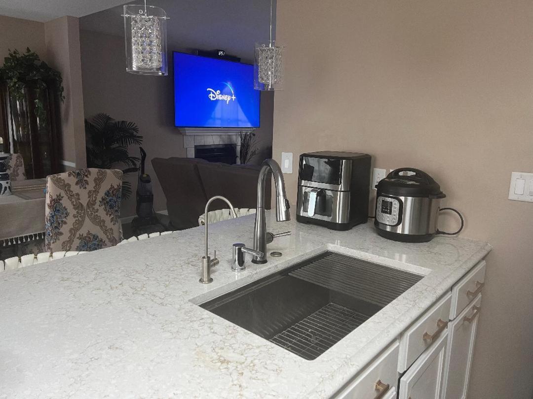 Smart Entire Loft, 3 Bedroom 2 Bath, With 3 Tv Columbia Bagian luar foto