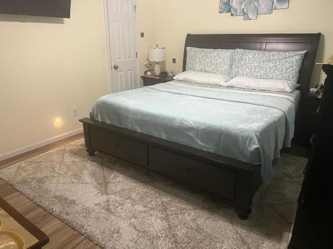 Smart Entire Loft, 3 Bedroom 2 Bath, With 3 Tv Columbia Bagian luar foto